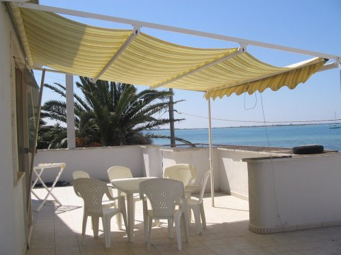 Affitto casa vacanza a porto cesareo con vista mare a pochi metri dalla spiaggia con posto auto